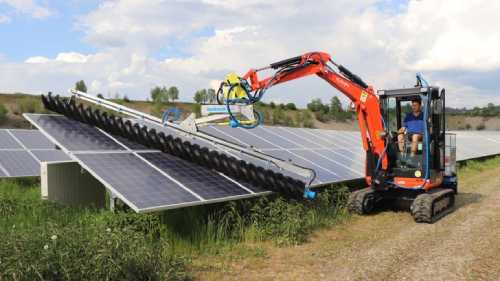 تجهیزات نظافت پنل خورشیدی